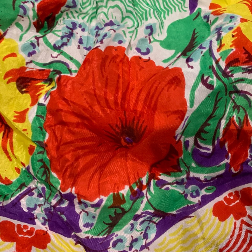 Scarf Halter top in floral pattern - Picture 3 of 7